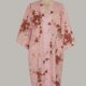 Denne kimono Crane with Cherry Blossoms, 3/4 lang, pink, udført i 100% bomuld
