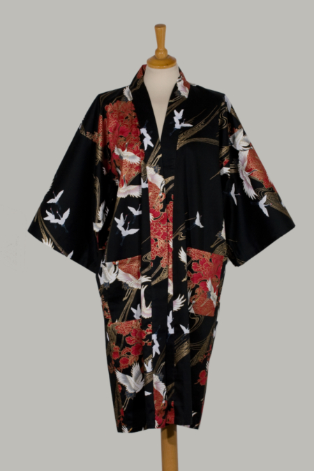 kimono-satin-sort-crane-with-flowers
